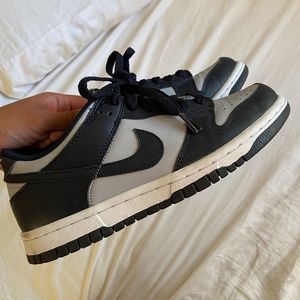Nike Georgetown Dunks Women’s Size